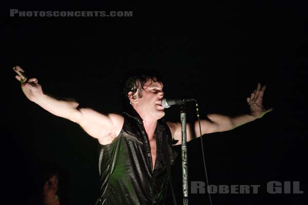 NINE INCH NAILS - 2005-06-22 - PARIS - Zenith - 